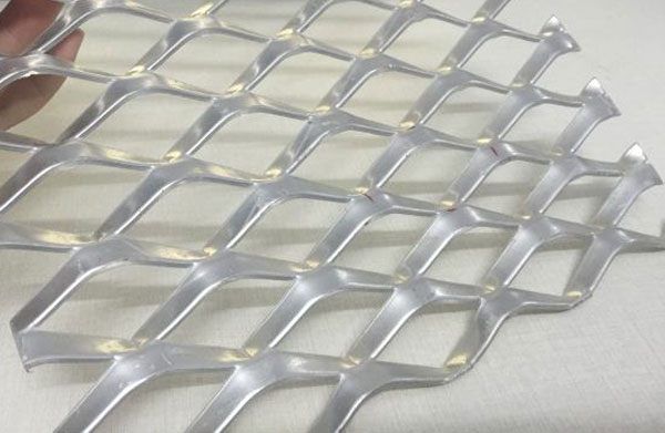 微孔菱形不锈钢铁丝网
